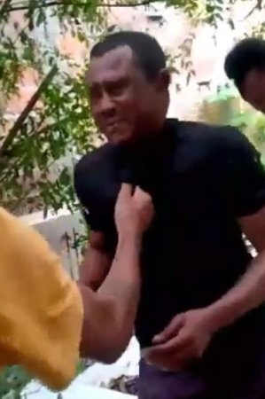 Man Got Beaten Merciless By Group Of People
