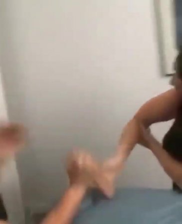 Woman Breaks Arm Armwrestling