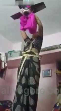 Husband Takes Cellphone Vid, While His Wife Committs Suicide