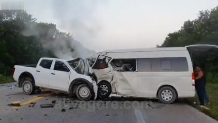 6 Killed, 11 Injured After Pick-up Truck Hit a Van Head-on