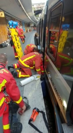 Rescuers Got A Man Without A Leg But Alive From Under The Train