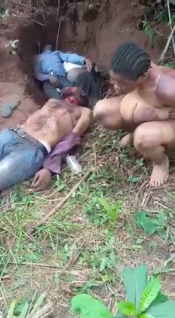 Horrific Execution Of A Policewoman By Nigerian Rebels