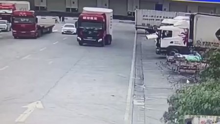 The Man Could Not Stop The Truck With His Hands And Was Flattened