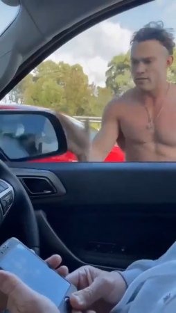 Unhinged Australian Man Breaks Car Window With His Bare Hand
