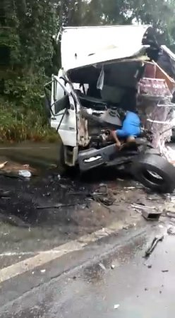 Frontal Crash Of Two Trucks, Both Drivers Dead