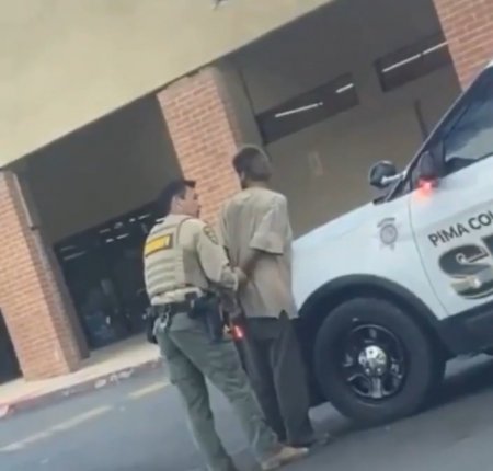 Dude Assaulted A Cop During An Arrest