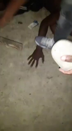 Dude Caught Stealing Gets His Fingers Smashed In With A Rock