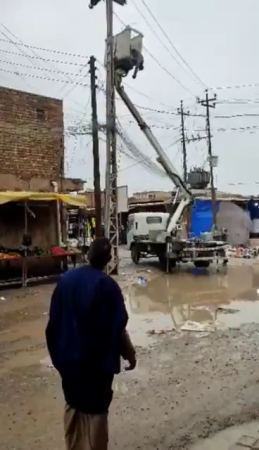 An Electrician Was Electrocuted While Working In The Rain