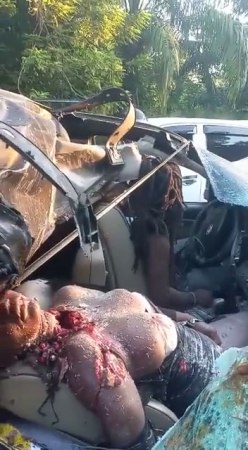 A Woman And A Man Were Killed In A Car Accident. Brazil