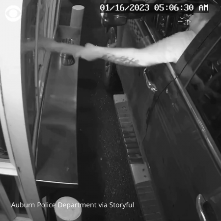 A Man Was Caught On Video Trying To "abduct A Barista" In Auburn, Washington