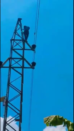 An Idiot Climbed Onto A High-voltage Support And Touched The Wires With His Bare Foot