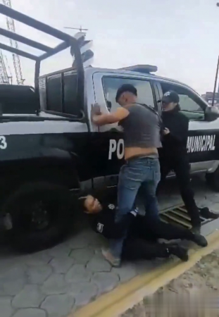 The Dude Resists Arrest And Punches The Female Police Officer In The Face. Surprisingly, He Survived