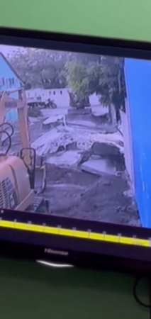 Collapsed Wall Buried Three Workers Underneath