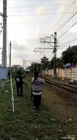 A Dude Threw Himself In Front Of A Train In Front Of His Friends