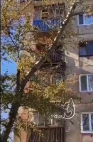 A Man Threw His Wife Off The Balcony, Which He Burned For Treason. Kazakhstan