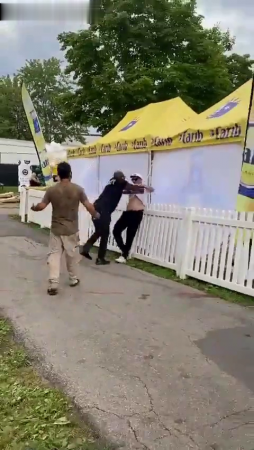 A Security Guard Beat Up A Visitor To A Beer Festival