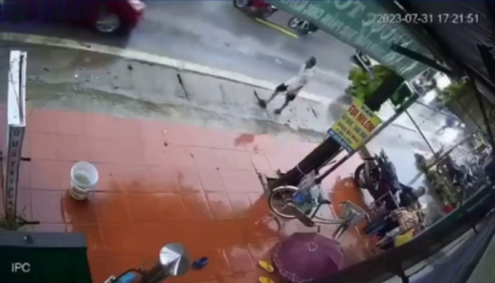 An Elderly Man Took The Correct Position Under The Truck - Broken And Unequivocally Dead. Vietnam