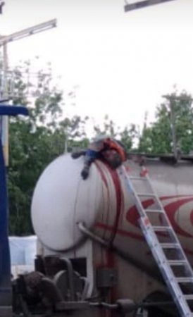 The Lid Of The Cement Tanker Torn Off By Pressure Pierced The Driver's Head. Russia