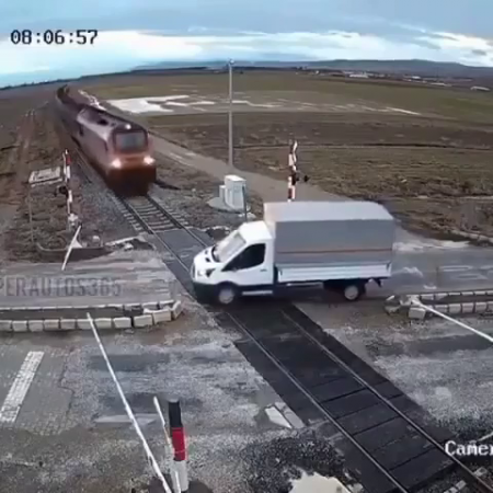 A Train Rammed A Mini Truck Stopped At The Crossing