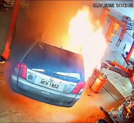 Auto Mechanic Set Fire To Customer's Car