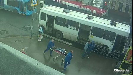 Idiot Tried To Run Across The Road At A Red Light. Resulting In A Broken Leg. Saratov, Russia