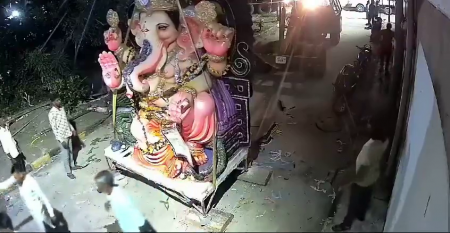 Indian God Ganesha Collapsed On His Admirers. They Were Probably Sinners