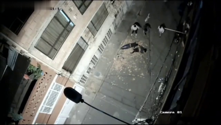 Two Dudes Fell To Their Death From The Fourth Floor During A Fight
