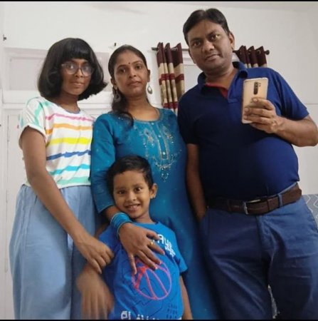 A Man Killed His Wife And Two Children Then Hanged Himself. India