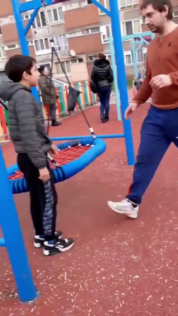 Child Warning! 👺Crazy Bastard Threw A Child To The Ground On The Playground