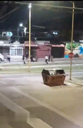 Truck Ran Over Two People After A Fight In Mexico Killing One
