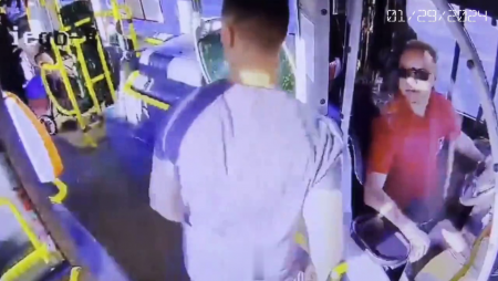 Speeding Bus Driver Gets Beaten Up By A Young Angry Dad
