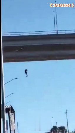 Man Killed His Girlfriend Then Jumped Off A Bridge