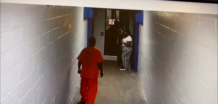 Female Jail Visitor Gets Attacked By An Inmate In Texas