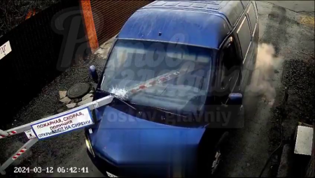 A Van Driver's Head Nearly Impaled By A Closing Barrier. Russia