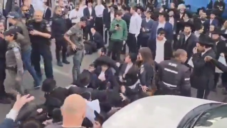 Orthodox Jews Protest Against Conscription