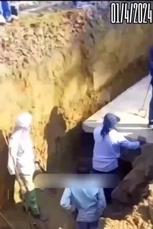 The Worker Was Overwhelmed By Collapsed Soil In The Trench. He Died