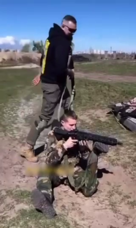 Dude Shows How Profitable It Is To Fight With One Leg In The Ukrainian Army