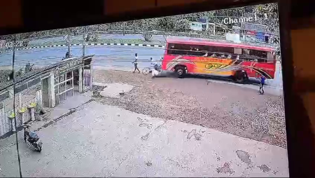 An Out-of-Control Bus Demolished A Cyclist And A Pedestrian On The Sidewalk