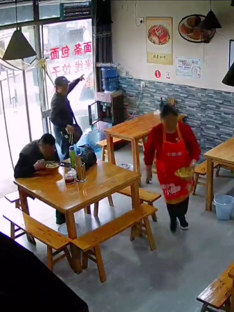 The Man Left The Hospital And Died In A Noodle Shop