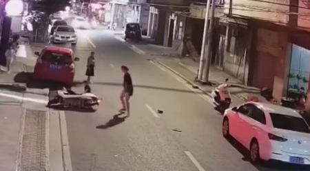 The Jerk Kicked A Motorcycle Coming Towards Him
