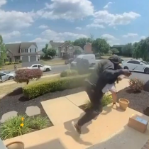 Two Thugs Race And Fight Each Other To Steal A Fedex Package Just Seconds After The Package Was Dropped Off On Someone's Doorstep