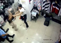 How To Make A Shoplifter Regret Her Decision.. Colombia