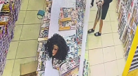 Atlanta Braider Shared A Shocking Video Showing A Hair Supply Store Employee Caught Trying To Steal Her Purse With Money And Car Keys