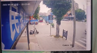 An Inexperienced Woman On A Scooter Fell Under The Wheels Of A Bus