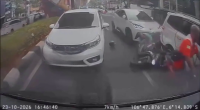 Drunk Driver Of A BYD Car Rammed 4 Cars And Ran Over A Scooter Driver